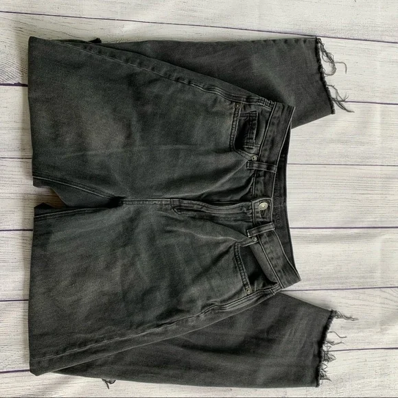 American Eagle Womens High Rise Black Jeans Denim Distressed Tapered Leg Size 0 - Picture 1 of 11
